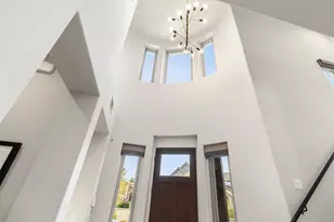 1393 Pars Oak Ln, Carmichael, CA 95608 - Photo 14