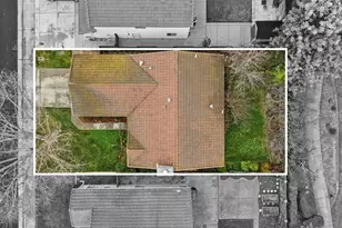 9189 Bungalow Way, Elk Grove, CA 95758 - Photo 34