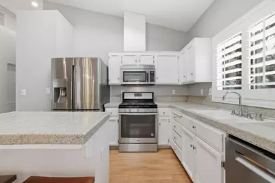 9189 Bungalow Way, Elk Grove, CA 95758 - Photo 12