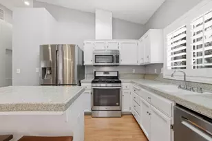 9189 Bungalow Way, Elk Grove, CA 95758 - Photo 12