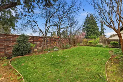 9189 Bungalow Way, Elk Grove, CA 95758 - Photo 32