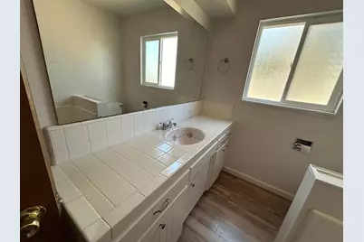 500 E Hawkeye Avenue, Turlock, CA 95380 - Photo 8