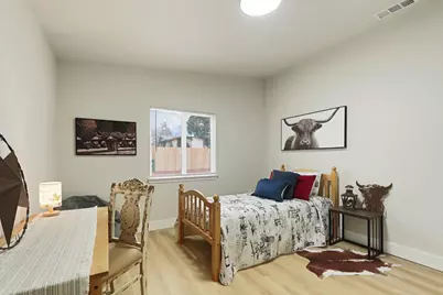 2415 E Taylor Street, Stockton, CA 95205 - Photo 16