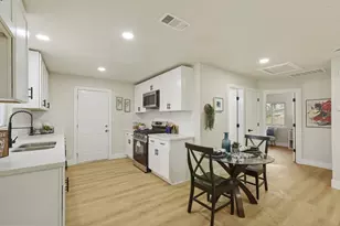 2415 E Taylor St, Stockton, CA 95205 - Photo 10