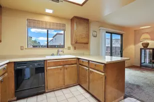 5071 Moss Creek Cir, Stockton, CA 95219 - Photo 14