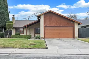 5071 Moss Creek Cir, Stockton, CA 95219 - Photo 2