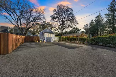 200 Channel Hill Road, Auburn, CA 95603 - Photo 2