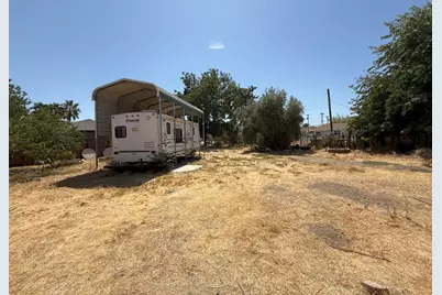 4021 Anna Avenue, Keyes, CA 95328 - Photo 12