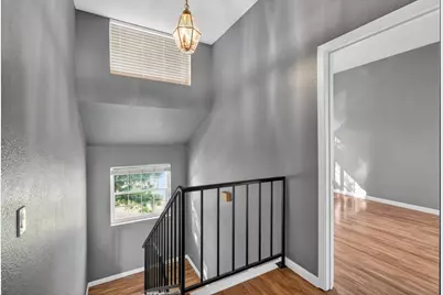 7402 Kallie Kay Ln, Sacramento, CA 95823 - Photo 20