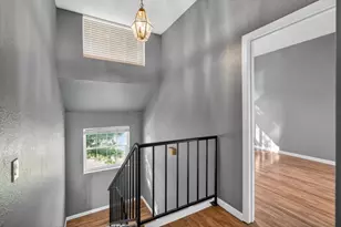 7402 Kallie Kay Ln, Sacramento, CA 95823 - Photo 20