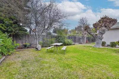 1609 Augusta Court, Modesto, CA 95350 - Photo 28