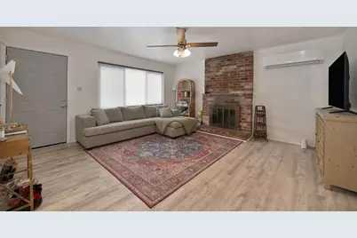 9666 Lake Natoma Drive, Orangevale, CA 95662 - Photo 2