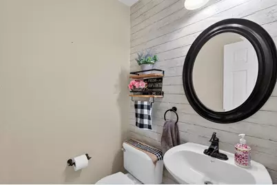 9362 Lost Springs Court, Elk Grove, CA 95624 - Photo 18