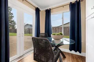 15 Veloz Ct, Sacramento, CA 95823 - Photo 16