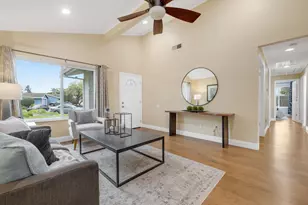 15 Veloz Ct, Sacramento, CA 95823 - Photo 6