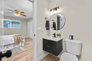 221 W Pearl Ave, Stockton, CA 95207 - Photo 26