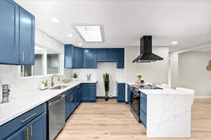 221 W Pearl Ave, Stockton, CA 95207 - Photo 14