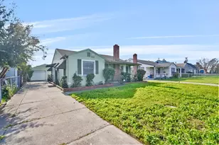 1768 Country Club Blvd, Stockton, CA 95204 - Photo 1