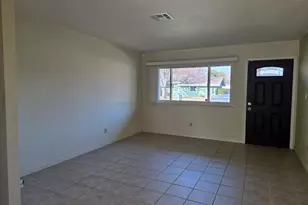 8736 Latimer Way, Fair Oaks, CA 95628 - Photo 4