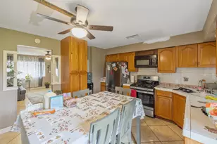 1092 Sherman Ct, Lindsay, CA 93247 - Photo 14