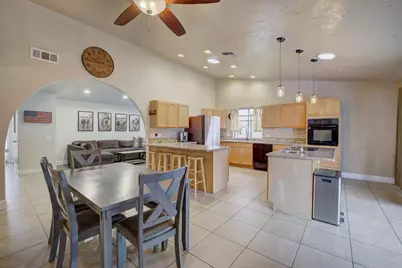 6648 Branchwater Way, Citrus Heights, CA 95621 - Photo 8