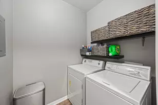 701 Gibson Dr, Roseville, CA 95678 - Photo 16