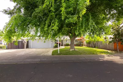 2855 La Colina Way, Carmichael, CA 95608 - Photo 2