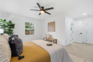 894 Larch Ln, Sacramento, CA 95864 - Photo 38