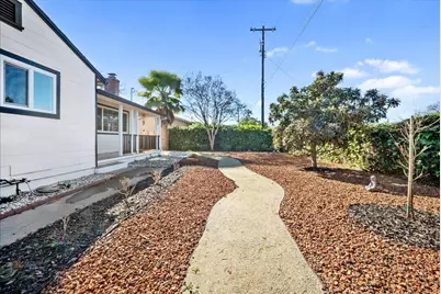 3176 Callecita Street, Sacramento, CA 95815 - Photo 6