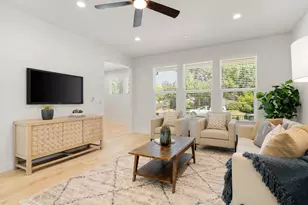 210 D St, Roseville, CA 95678 - Photo 8