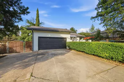 8437 Hidden Valley Circle, Fair Oaks, CA 95628 - Photo 4