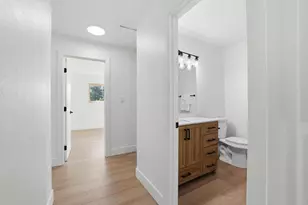 8437 Hidden Valley Cir, Fair Oaks, CA 95628 - Photo 24