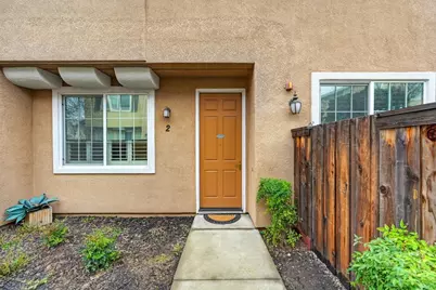 2060 Sierra View Circle #2, Lincoln, CA 95648 - Photo 4