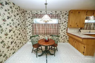 909 Mt Vernon Dr, Modesto, CA 95350 - Photo 12