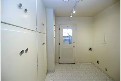 909 Mount Vernon Drive, Modesto, CA 95350 - Photo 36