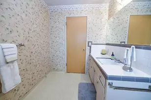 909 Mt Vernon Dr, Modesto, CA 95350 - Photo 34