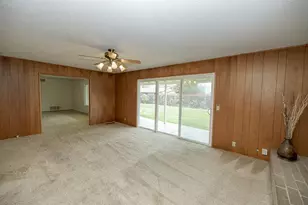 909 Mt Vernon Dr, Modesto, CA 95350 - Photo 10