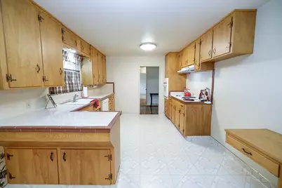 909 Mount Vernon Drive, Modesto, CA 95350 - Photo 20