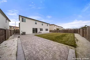 3052 Russos Dr, Manteca, CA 95337 - Photo 24