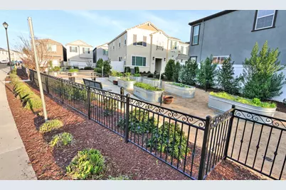 3280 Hummingbird Court, West Sacramento, CA 95691 - Photo 50