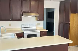 7441 Spicewood Dr, Sacramento, CA 95831 - Photo 6