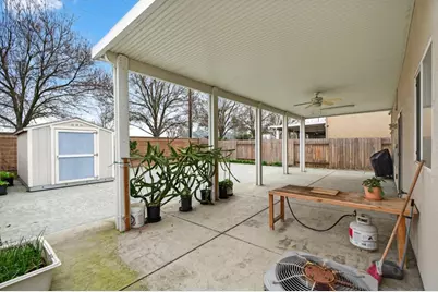 8877 Amberjack Way, Sacramento, CA 95828 - Photo 40