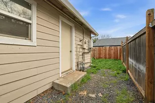 702 Dixieanne Ave, Sacramento, CA 95815 - Photo 56