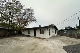 250 N 9th Ave, Oakdale, CA 95361 - Photo 2