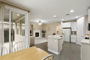 8312 Cabochon Way, Sacramento, CA 95829 - Photo 10