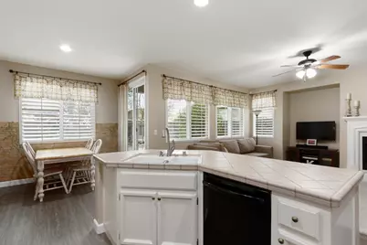 8312 Cabochon Way, Sacramento, CA 95829 - Photo 14