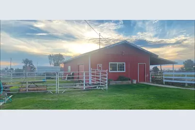 5801 Pleasant Valley Road, Oakdale, CA 95361 - Photo 2