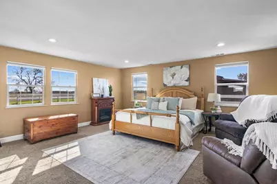 5801 Pleasant Valley Road, Oakdale, CA 95361 - Photo 12