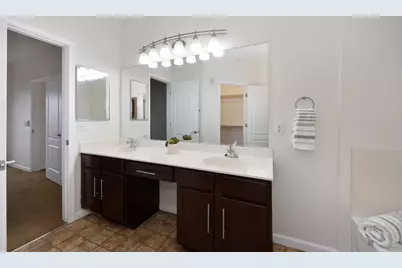 5350 Dunlay Drive #2011, Sacramento, CA 95835 - Photo 22