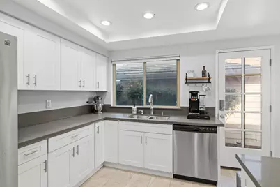 8169 Chenin Blanc Lane, Fair Oaks, CA 95628 - Photo 4